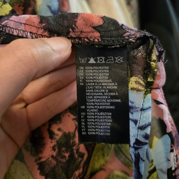 H&M Blouse - Picture 4 of 5